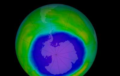 Ожидается, что в Северном полушарии и средних широтах озон должен полностью восстановиться к 2030-м годам, в Южном полушарии - в 2050-е, а в полярных регионах - к 2060-м годам