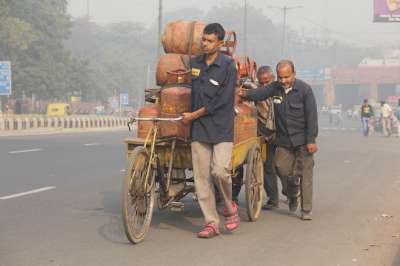 Загрязнение воздуха в Индии происходит в основном от автомобилей, работающих на дизельном топливе, угольных электростанций и сжигания сельскохозяйственных культур. Фото globallookpress.com