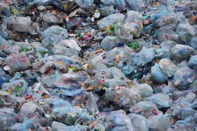 Реформа отрасли обращения с отходами призвана решить проблему с незаконными свалками и значительно сократить объемы вывозимых на полигоны отходов.