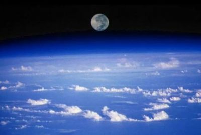 Озоновый слой Земли. Архивное фото astronet.ru.