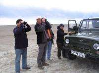 Сотрудники WWF высматривают горных козерогов на просторах Монголии