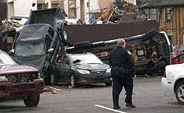 Число жертв разрушительных торнадо на юге США достигло 55 человек. Фото: РИА Новости