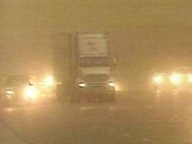 Сильный туман сковал движение транспорта на столичных дорогах. Фото телеканала RTV International