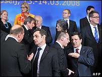 Лидеров ЕС ожидают очень трудные переговоры о борьбе с потеплением. Фото: Би-би-си