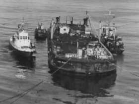 В 1970 году у побережья Острова принца Эдуарда потерпела катастрофу и затонула баржа Irving Whale с несколькими сотнями тонн мазута. Фото: ns.ec.gc.ca