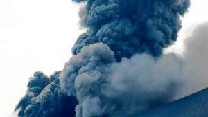 Вулкан Корякский ежесекундно выбрасывает в воздух 20 тонн пепла. Фото: РИА Новости