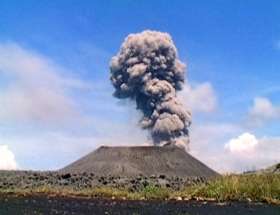 Извержение вулкана. Фото: http://www.vokrugsveta.ru