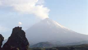 Вновь активизировался вулкан Эбеко на Северных Курилах. Фото: РИА Новости