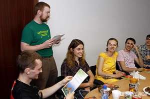 Встреча с участникмми онлайн-аукциона. Фото: Greenpeace