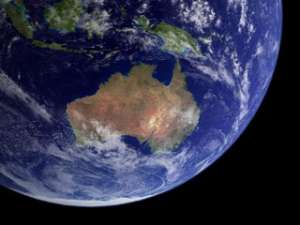 В Австралии сельское хозяйство изменило или разрушило половину всех лесных массивов; около 70% оставшихся лесов находятся под угрозой вырубки. Порядка 80% видов могут лишиться привычных ареалов обитания. Фото: NASA / http://earthobservatory.nasa.gov/