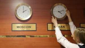 Анализ возможности сокращения часовых поясов будет готов в ближайшие недели. Фото: РИА Новости