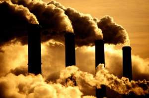 Выбросы парниковых газов. Фото: http://megalife.com.ua