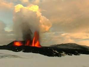 Извержение вулкана. Архив. Фото: http://www.vesti.ru