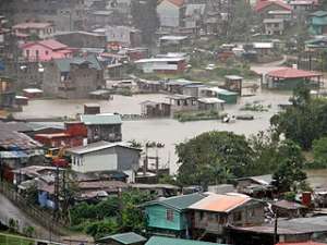 Жертвами оползней и наводнений на Филиппинах стали 13 человек. Фото: http://reuters.com/