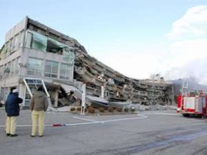 Последствия землетрясения, произошедшего в Японии 11 марта . Фото ©AFP, архив