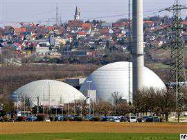 АЭС в городе Некарвестхайм. Фото с сайта http://www.svobodanews.ru