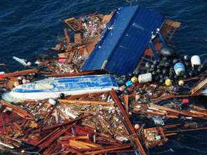 Ученые проследили траекторию движения миллионов тонн мусора и обломков, оказавшихся в Тихом океане после цунами в Японии 11 марта. Фото: http://www.globallookpress.com/