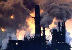 Промышленные выбросы в атмосферу. Фото: http://dp.ric.ua