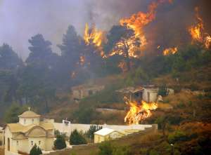 Лесной пожар вблизи Афин. Фото: http://n1.by