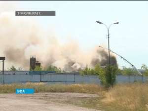 Пожар на химскладе мог навредить экологии. Фото: Вести.Ru