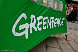 Greenpeace. Фото: http://www.blackberrys.ru
