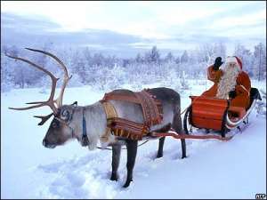 Олень и Санта-Клаус. Фото: http://rufox.ru