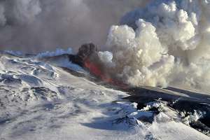 Извержение вулкана Толбачик. Фото: http://www.pravda.ru