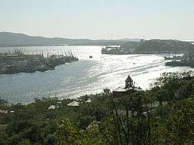Бухта Золотой Рог. Фото: ВикипедиЯ