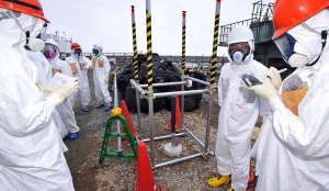 В районе АЭС &quot;Фукусима-1&quot; резко повысился уровень радиации. Фото: EPA с сайта &quot;Голос России&quot;