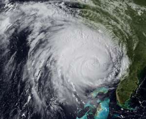 Тропический циклон &quot;Айрин&quot;. Фото: http://mirvkartinkah.ru
