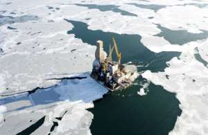 Нефть в Арктике. Фото: http://www.arctic-online.ru/