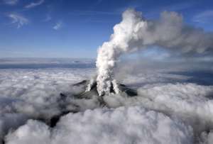  Извержение вулкана Онтакэ. Архивное фото ©AP 