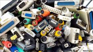 Общая стоимость электронного мусора, в состав которого входят золото, серебро, железо, медь, оценивается примерно в 52 миллиарда долларов. Фото с сайта "Радио Свобода"