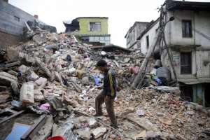 Разрушения после землетрясения в Непале. Фото: Narednra Shrestha / EPA
