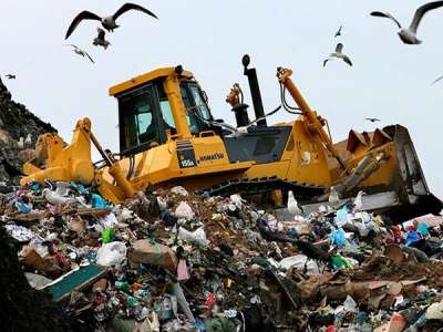 В Калининградской области бытовые отходы нелегально вывозят на закрытые полигоны