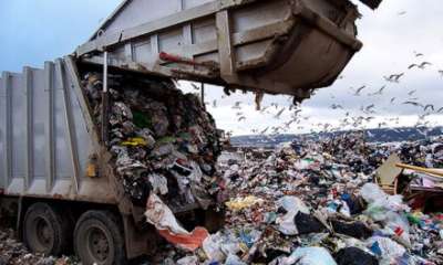 При вычислении стоимости вывоза мусора, используют расчет, который основан на нормативах и заполняемости контейнеров.
