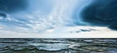 Океаны помогают сдерживать изменения климата, поглощая избытки тепла, образующегося в процессе парникового эффекта. Фото ВМО/Ольга Хорошунова