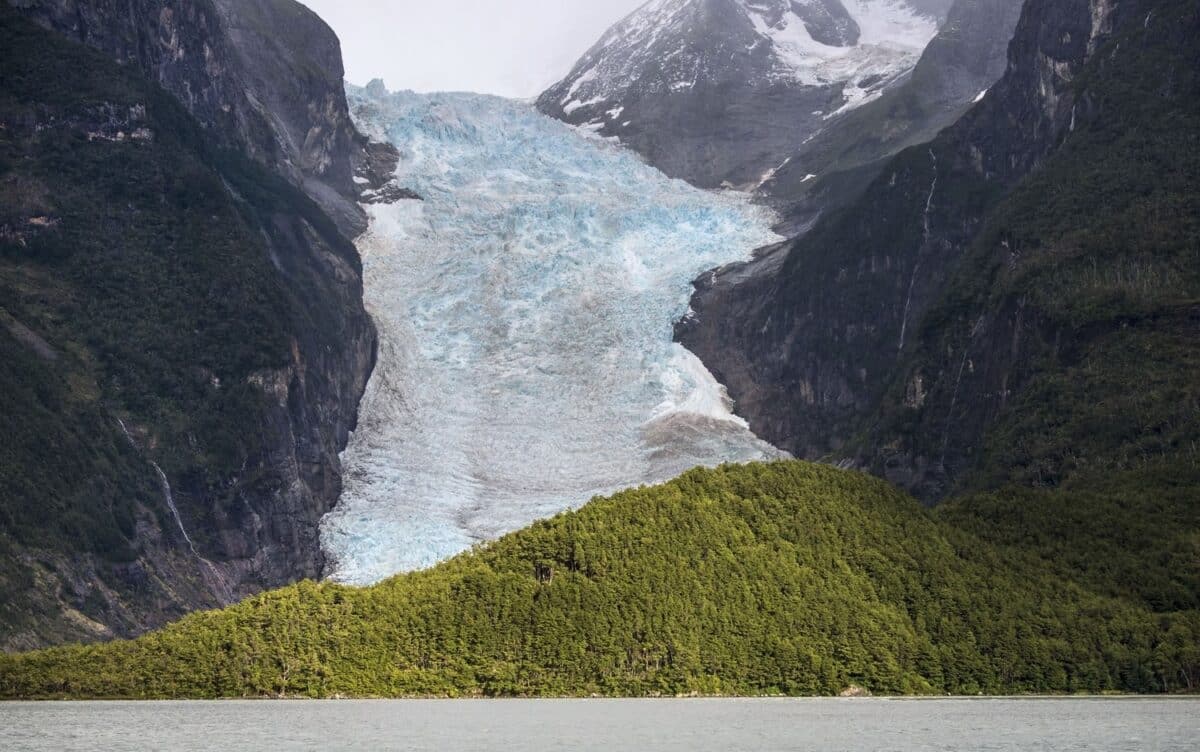 Вид на ледник Серрано в национальном парке Бернардо О’Хиггинс. Фото: Martin Bernetti / AFP