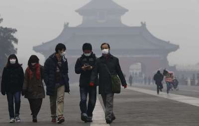 По данным Академии медицинских наук Китая, загрязнение воздуха повышает риск заболевания сахарным диабетом на 15,7%. Иллюстрация EPA/ROLEX DELA PENA