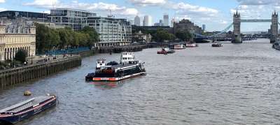 Вид на реку Темзу в Лондоне. В ООН считают, что у речного транспорта большой экономический и экологический потенциал. Фото: Служба новостей ООН/А.Успенский