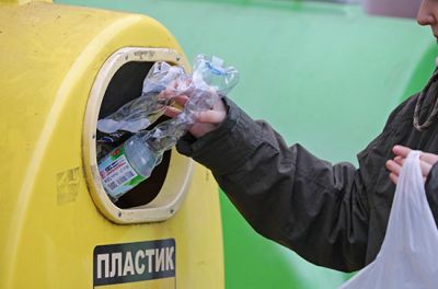 А контейнеров для раздельного сбора отходов по-прежнему не хватает. Фото: АГН Москва