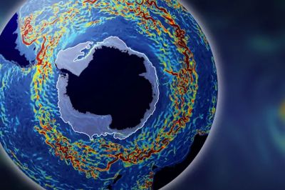 Исследователи выяснили, что океаническое течение вокруг Антарктиды, становится быстрее. В этом обвинили антропогенные факторы.