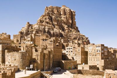 Крепость в деревне Тула (Thulla) в Йемене. Фото: Sergei Kozak / Alamy