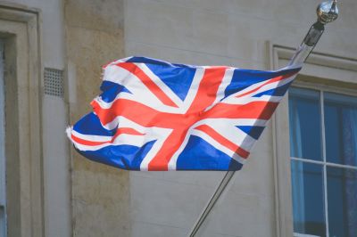 Многие жители Великобритании считают, что государство должно взять на себя ответственность за борьбу с глобальным потеплением. Фото: pxhere.com.