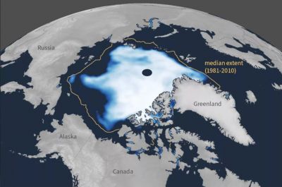 Площадь распространения арктических льдов на сентябрь 2022 года по сравнению со медианной для 1981–2010 годов. Иллюстрация: climate.gov.