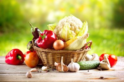 Эксперты Роспотребнадзора подготовили рекомендации по сезонным овощам.