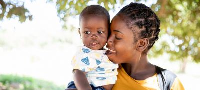 Повышение температуры во всем мире способствует распространению инфекций, особенно опасных для детей и беременных женщин. Фото: ЮНИСЕФ/К.Шермбрукер.