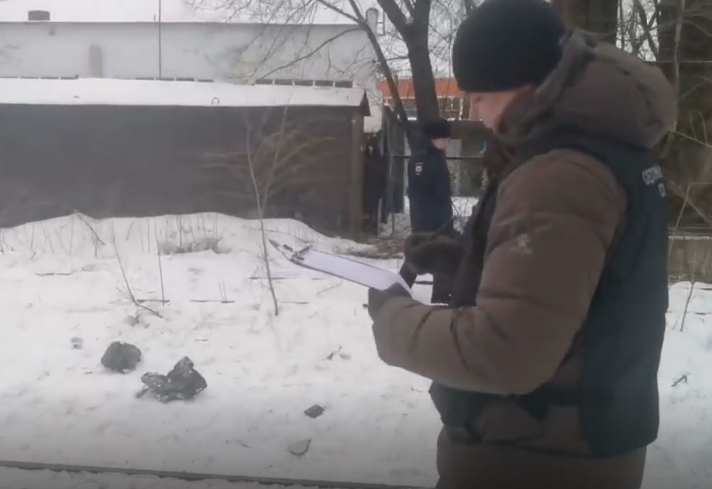 ЧП случилось ранним утром 16 января по улице Айвазовского. Кадр из видео, снятого на месте происшествия.