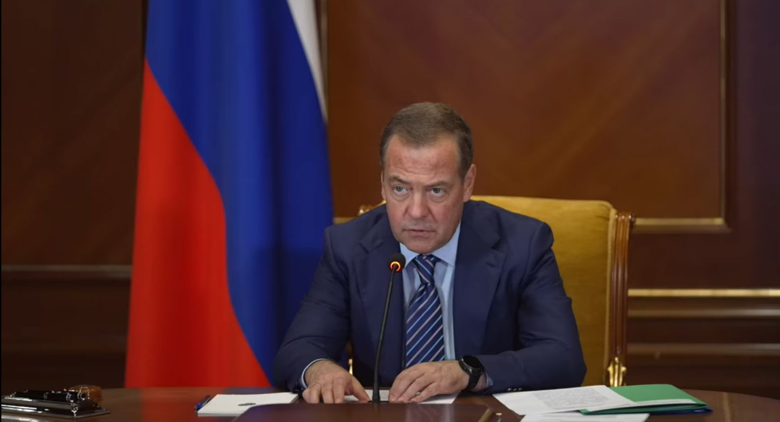 Кадр из видео