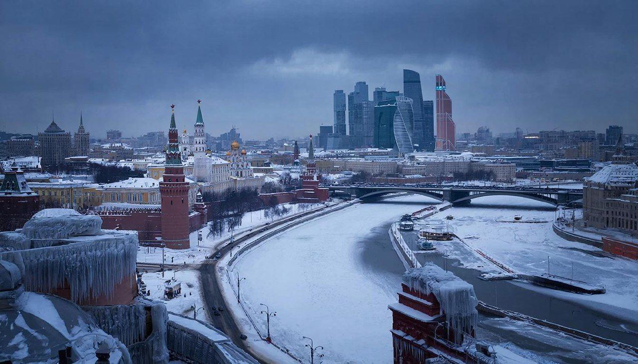 Мрачный прогноз климатологов. Иллюстрация: ECOportal.su / ИИ